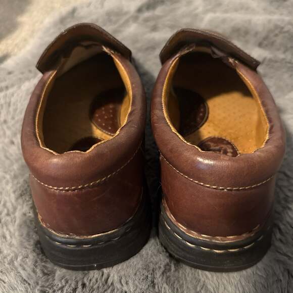 Born - Picture 3 of 4